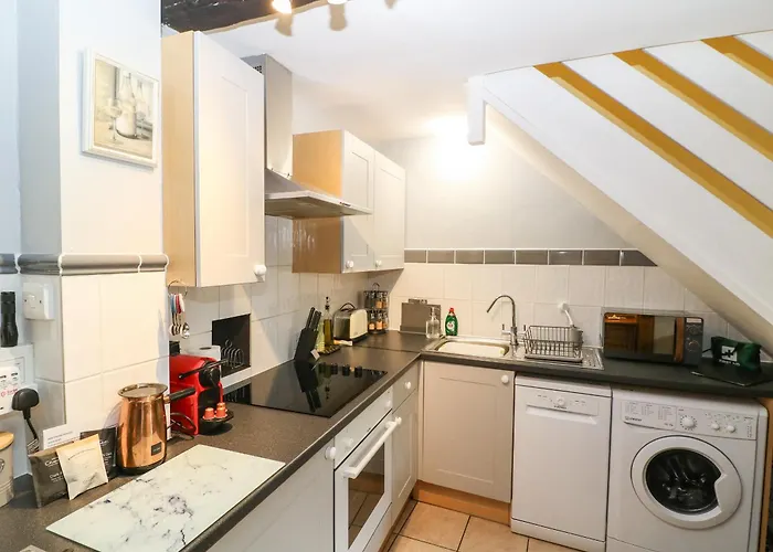 Coln Cottage