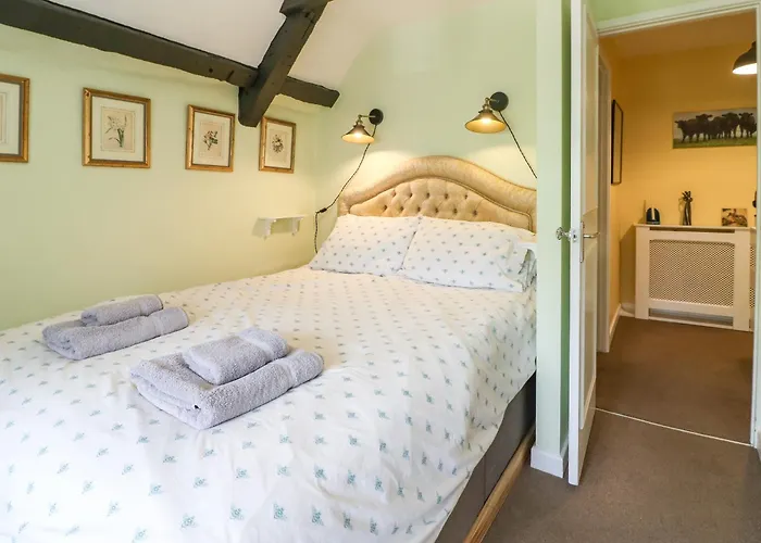 Coln Cottage